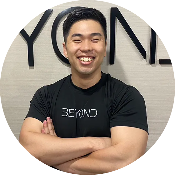 トレーナー 岡田未来